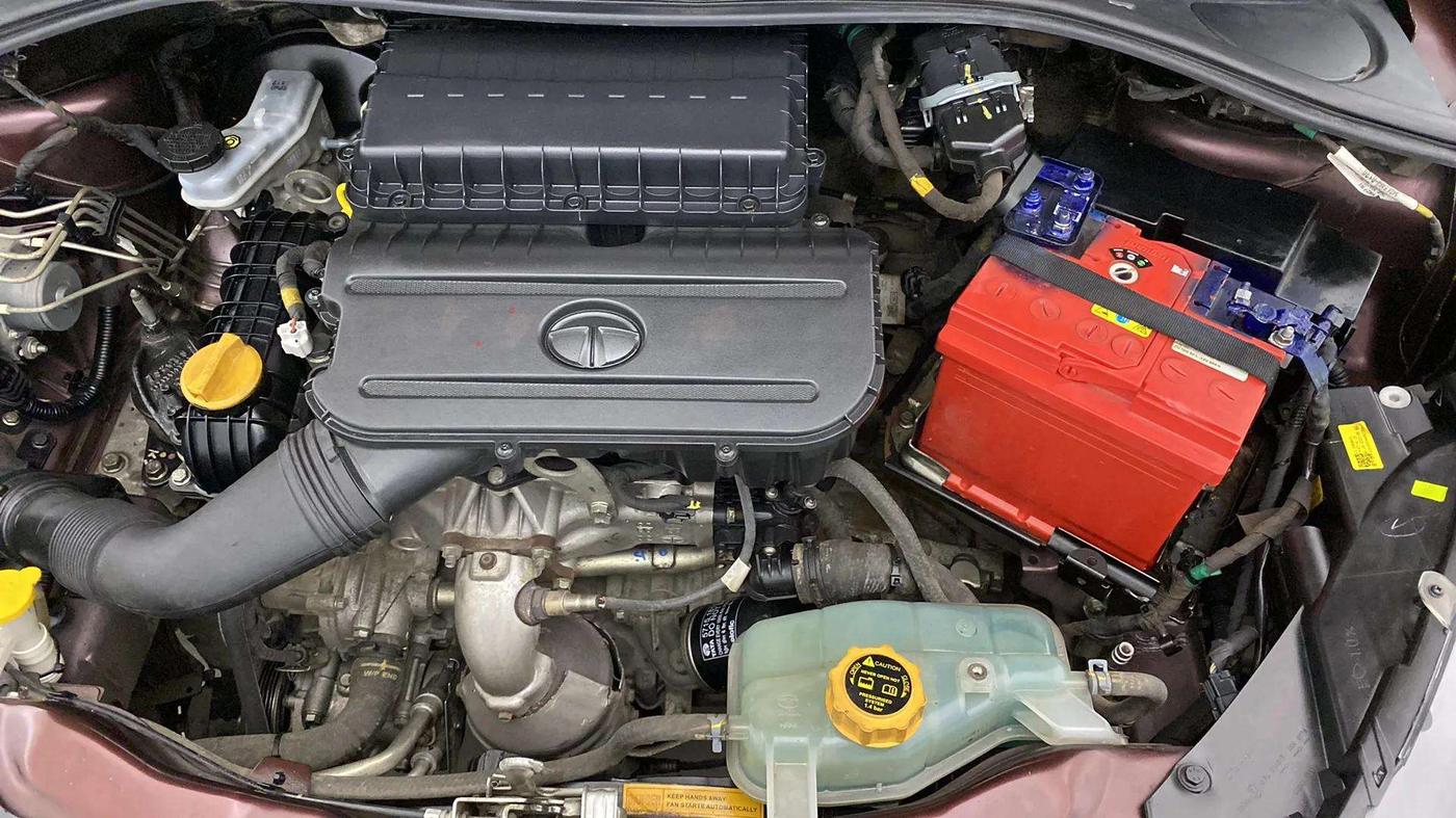 2020 Tata TIGOR XZ PETROL, Petrol, Manual, 49,118 km, Engine View - Left