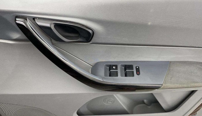 2020 Tata TIGOR XZ PETROL, Petrol, Manual, 49,032 km, Driver Side Door Panels Control