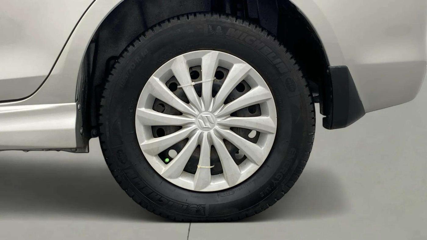 2017 Maruti Swift Dzire VXI (O), Petrol, Manual, 26,403 km, Left Rear Wheel