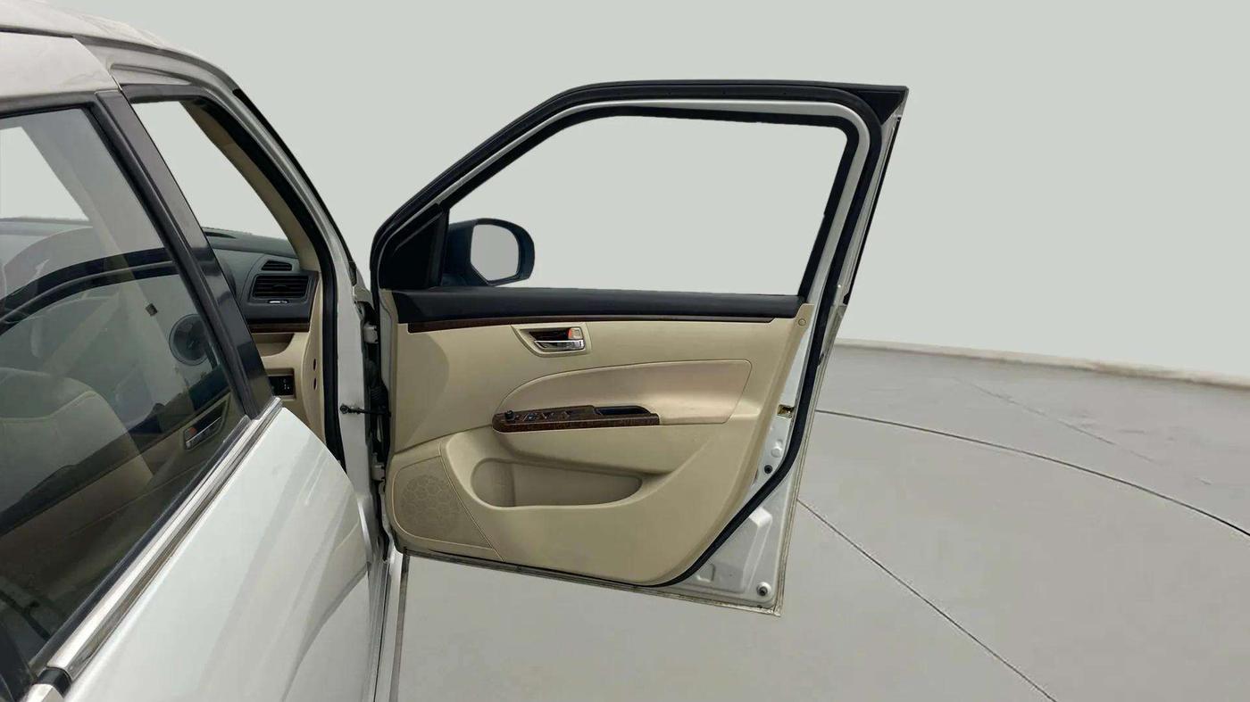2017 Maruti Swift Dzire VXI (O), Petrol, Manual, 26,403 km, RHS Front Door