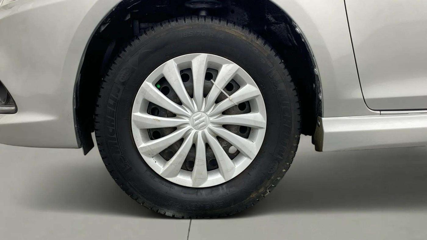 2017 Maruti Swift Dzire VXI (O), Petrol, Manual, 26,403 km, Left Front Wheel