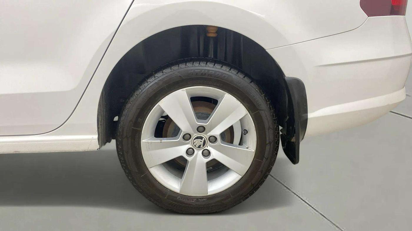 2019 Skoda Rapid AMBITION 1.5 TDI, Diesel, Manual, 72,557 km, Left Rear Wheel