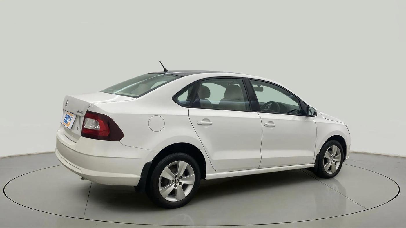 2019 Skoda Rapid AMBITION 1.5 TDI, Diesel, Manual, 72,557 km, Right Back Diagonal