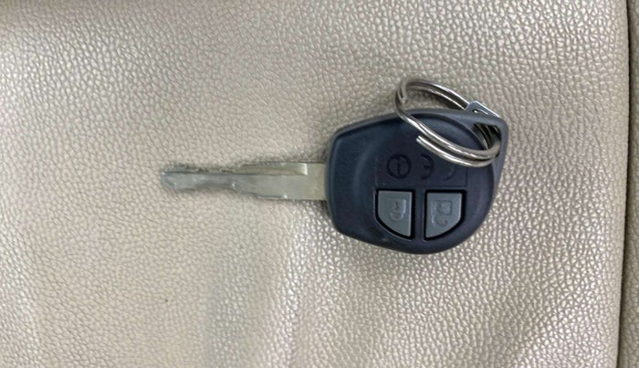 2021 Maruti Dzire VXI, Petrol, Manual, 28,984 km, Key Close Up