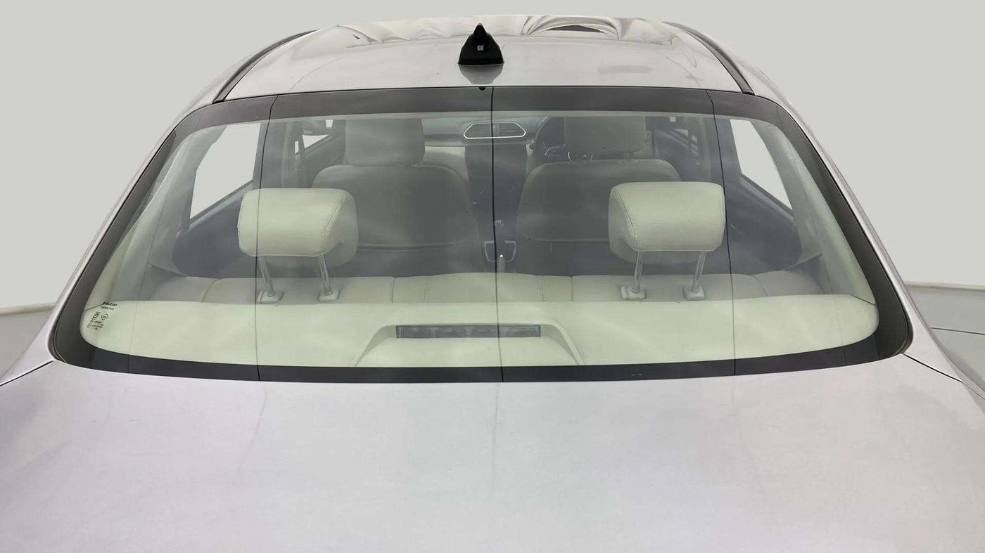 2021 Maruti Dzire VXI, Petrol, Manual, 29,012 km, Rear Windshield