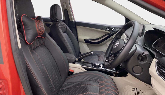 2022 Tata NEXON XZ PLUS PETROL SUNROOF, Petrol, Manual, 73,120 km, Right Side Front Door Cabin