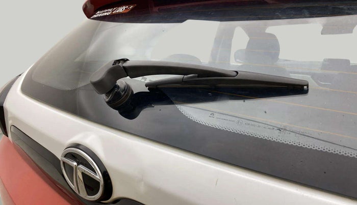2022 Tata NEXON XZ PLUS PETROL SUNROOF, Petrol, Manual, 73,120 km, Rear Wiper