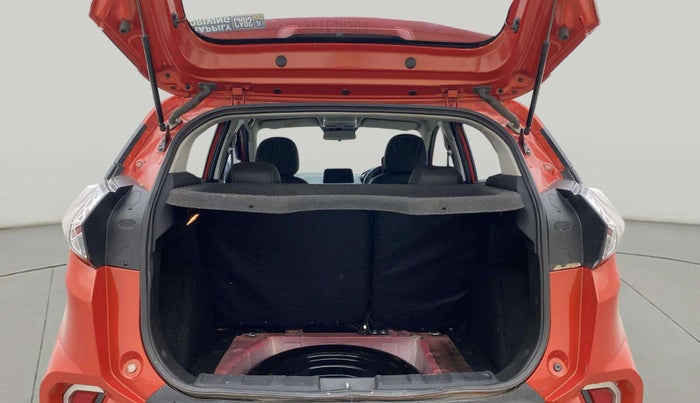 2022 Tata NEXON XZ PLUS PETROL SUNROOF, Petrol, Manual, 73,120 km, Boot Inside