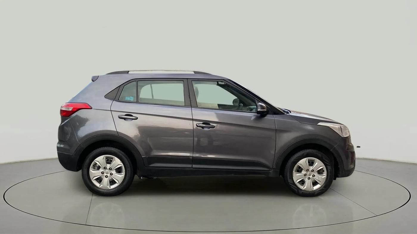 2017 Hyundai Creta E PLUS 1.6 PETROL, Petrol, Manual, 94,877 km, Right Side View