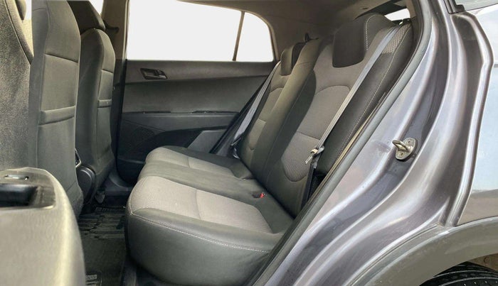 2017 Hyundai Creta E PLUS 1.6 PETROL, Petrol, Manual, 94,750 km, Right Side Rear Door Cabin