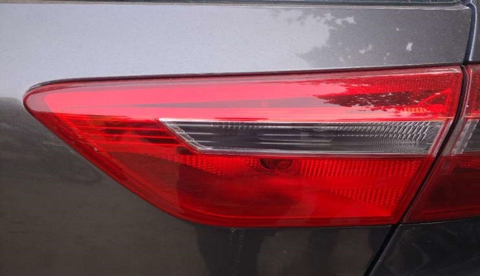 2017 Hyundai Creta E PLUS 1.6 PETROL, Petrol, Manual, 94,750 km, Right tail light - Minor scratches