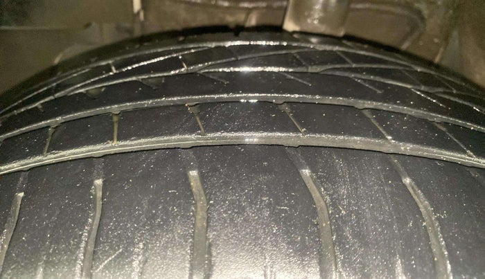 2019 Tata NEXON XZA PLUS PETROL, Petrol, Automatic, 11,111 km, Left Front Tyre Tread
