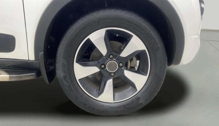 2019 Tata NEXON XZA PLUS PETROL, Petrol, Automatic, 11,111 km, Right Front Wheel