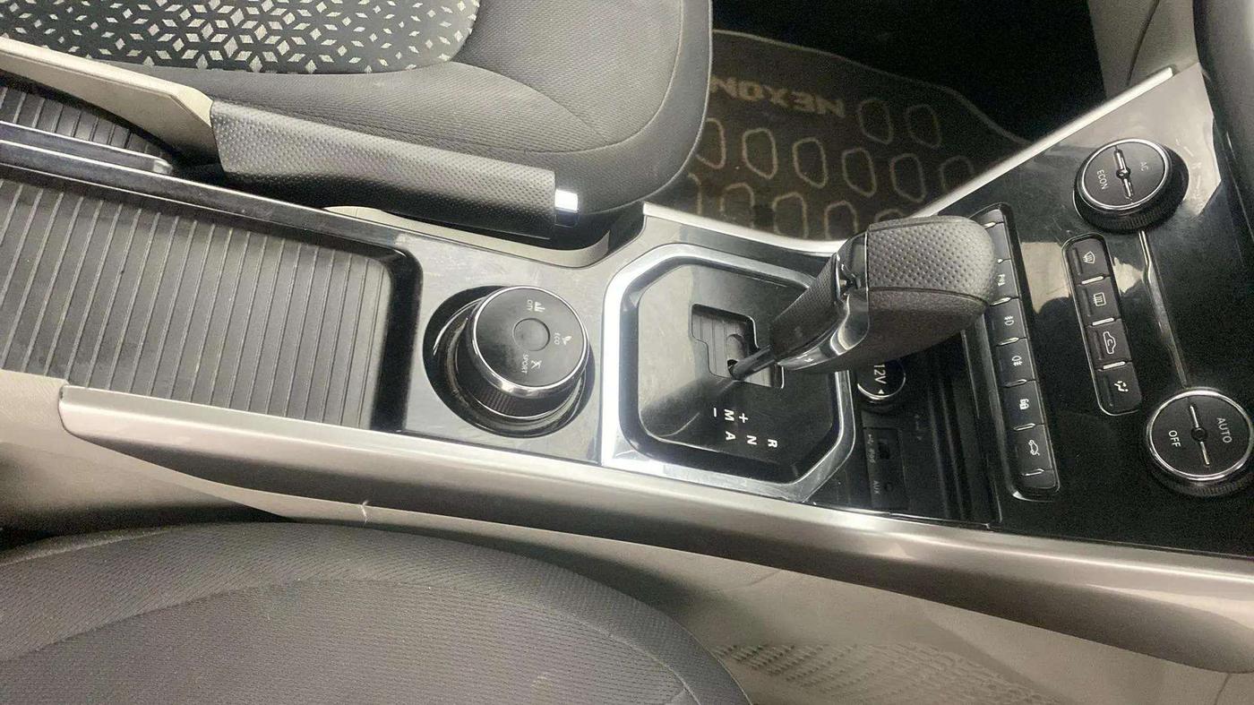 2019 Tata NEXON XZA PLUS PETROL, Petrol, Automatic, 11,111 km, Gear Lever