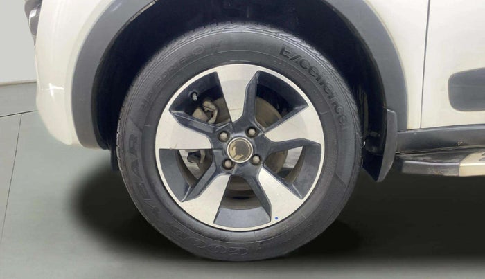 2019 Tata NEXON XZA PLUS PETROL, Petrol, Automatic, 11,111 km, Left Front Wheel