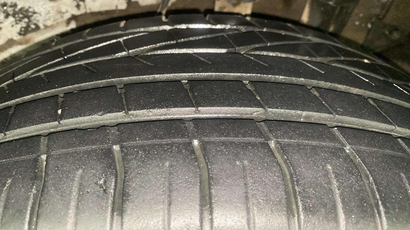 2019 Tata NEXON XZA PLUS PETROL, Petrol, Automatic, 11,111 km, Left Rear Tyre Tread