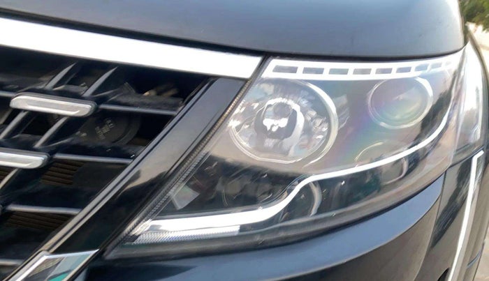 2019 Mahindra XUV500 W9, Diesel, Manual, 50,360 km, Left headlight - Cornering lights not working