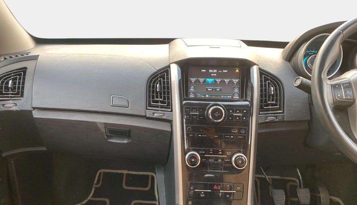 2019 Mahindra XUV500 W9, Diesel, Manual, 50,360 km, Air Conditioner