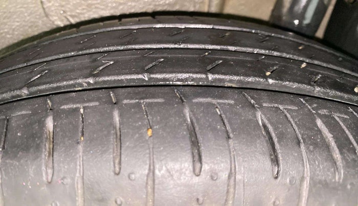 2022 Maruti IGNIS ZETA 1.2, Petrol, Manual, 42,842 km, Left Rear Tyre Tread