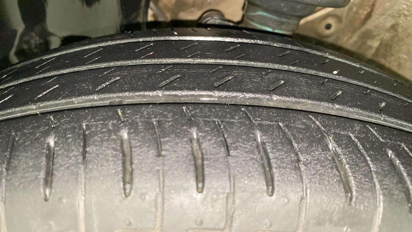 2022 Maruti IGNIS ZETA 1.2, Petrol, Manual, 42,842 km, Left Front Tyre Tread