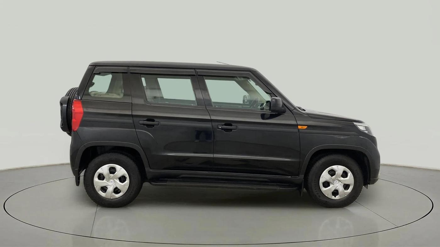 2024 Mahindra BOLERO NEO N 8, Diesel, Manual, 22,140 km, Right Side View