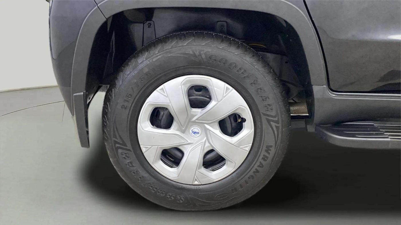 2024 Mahindra BOLERO NEO N 8, Diesel, Manual, 22,140 km, Right Rear Wheel