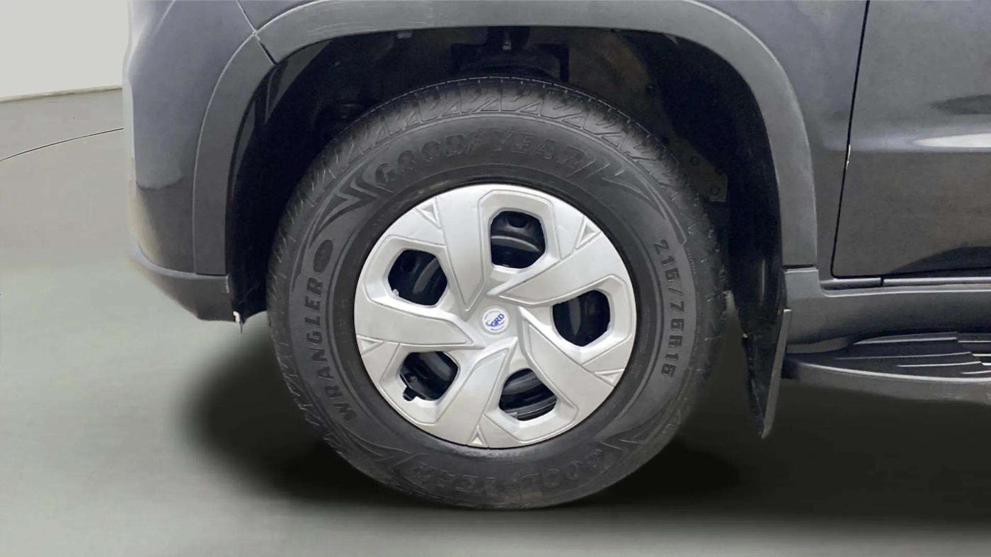 2024 Mahindra BOLERO NEO N 8, Diesel, Manual, 22,140 km, Left Front Wheel