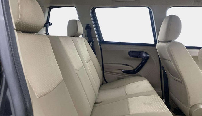 2024 Mahindra BOLERO NEO N 8, Diesel, Manual, 22,140 km, Right Side Rear Door Cabin