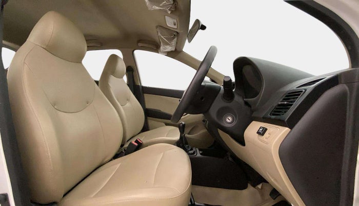 2018 Hyundai Eon ERA +, CNG, Manual, 48,490 km, Right Side Front Door Cabin