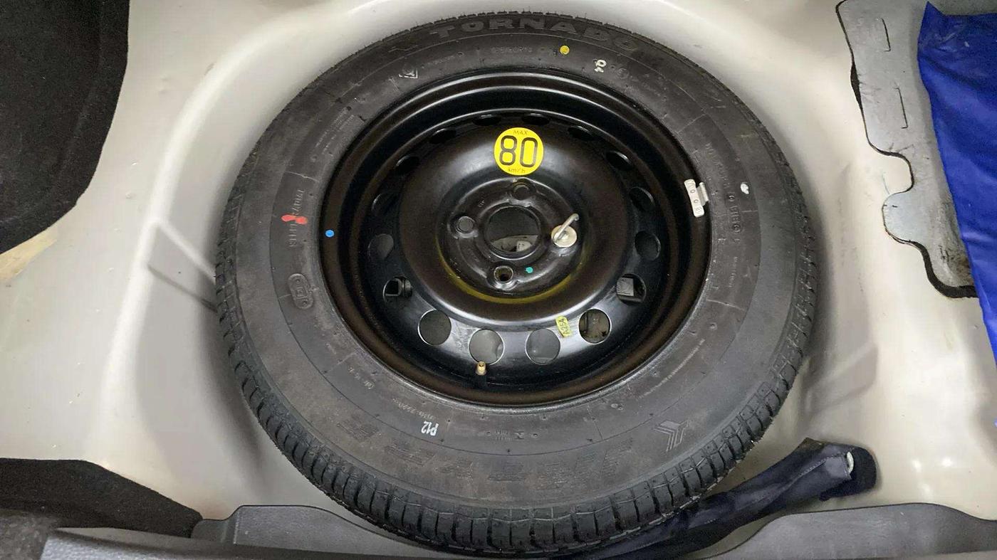 2017 Maruti Swift Dzire ZDI AMT, Diesel, Automatic, 82,023 km, Spare Tyre