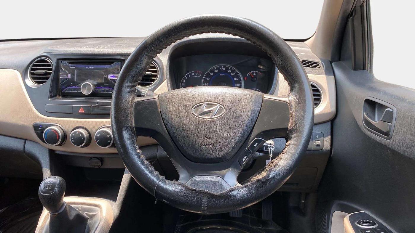 2017 Hyundai Grand i10 MAGNA 1.2 KAPPA VTVT, Petrol, Manual, 34,462 km, Steering Wheel Close Up