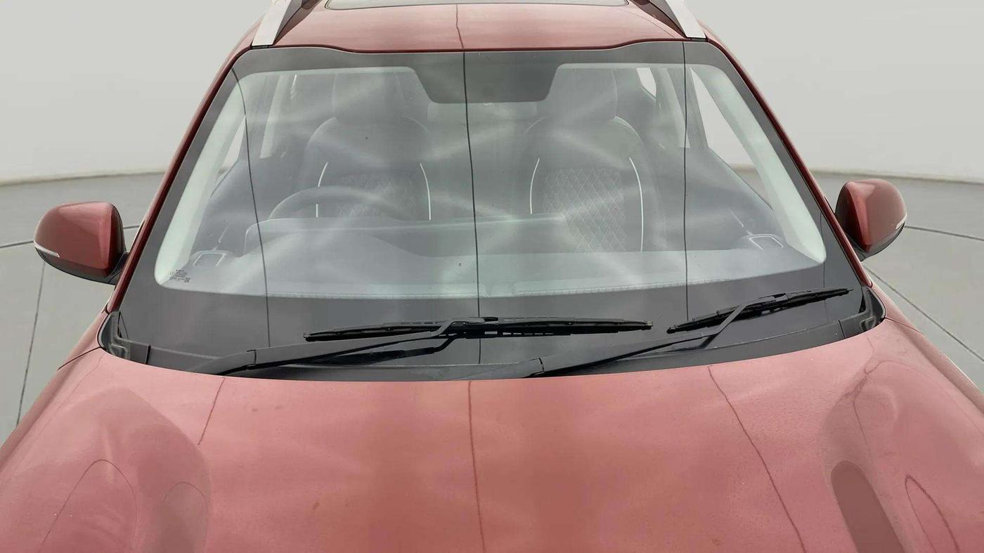 2021 KIA SONET HTK PLUS 1.0 IMT, Petrol, Manual, 36,224 km, Front Windshield