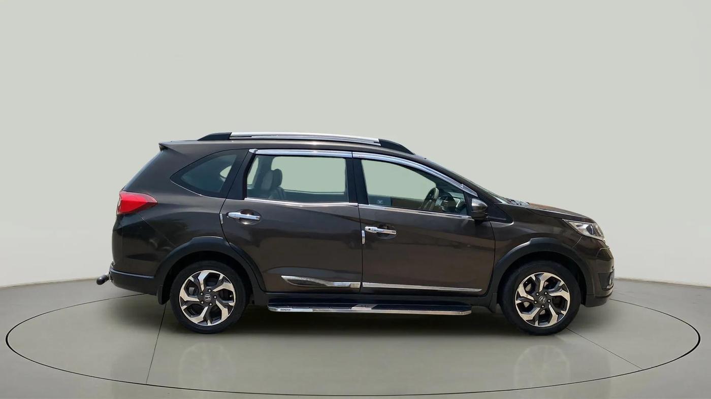 2018 Honda BR-V 1.5L I-VTEC V, Petrol, Manual, 38,773 km, Right Side View