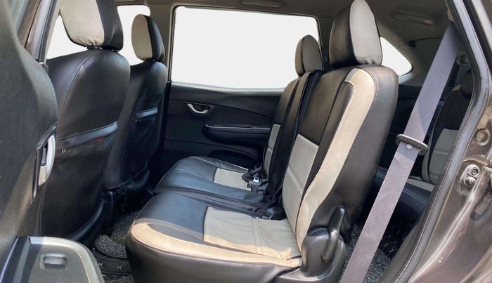 2018 Honda BR-V 1.5L I-VTEC V, Petrol, Manual, 38,773 km, Right Side Rear Door Cabin