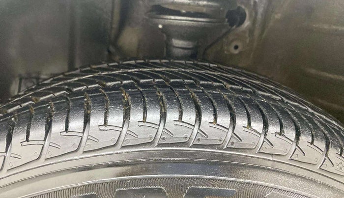 2020 Maruti New Wagon-R VXI 1.2, Petrol, Manual, 31,219 km, Left Front Tyre Tread