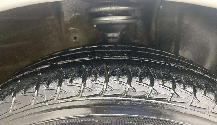2020 Maruti New Wagon-R VXI 1.2, Petrol, Manual, 31,219 km, Right Front Tyre Tread