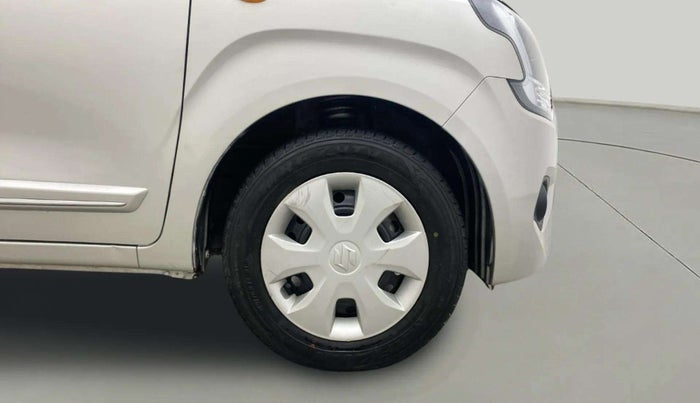 2020 Maruti New Wagon-R VXI 1.2, Petrol, Manual, 31,219 km, Right Front Wheel