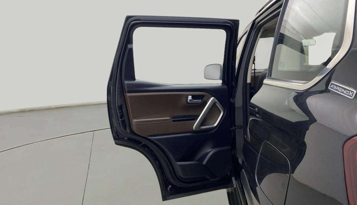 2022 Mahindra SCORPIO-N Z8 L PETROL MT 7 STR, Petrol, Manual, 25,599 km, LHS Rear Door