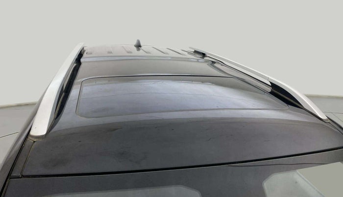 2022 Mahindra SCORPIO-N Z8 L PETROL MT 7 STR, Petrol, Manual, 25,599 km, Moonroof/ Sunroof