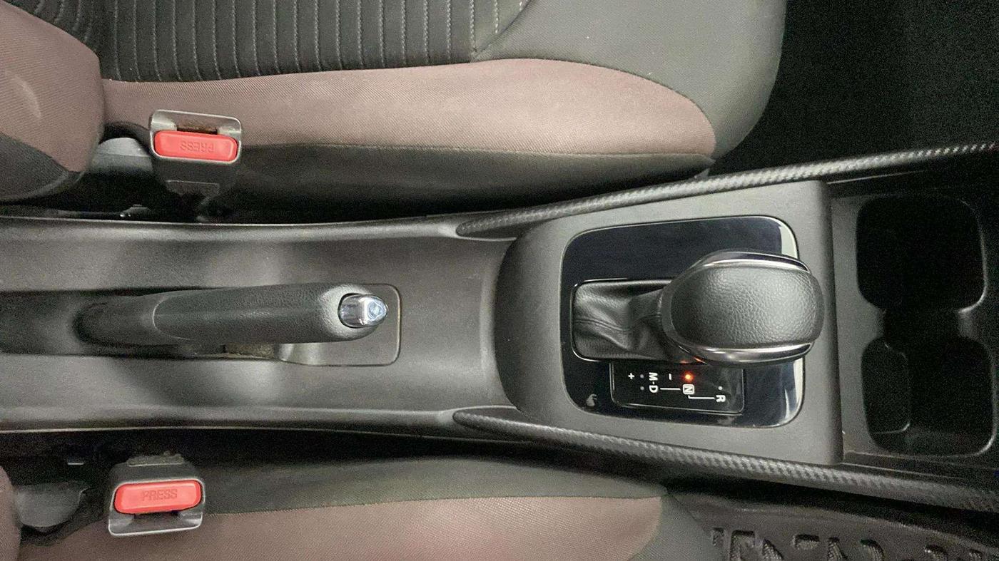2023 Maruti FRONX DELTA PLUS 1.2L AGS, Petrol, Automatic, 26,871 km, Gear Lever