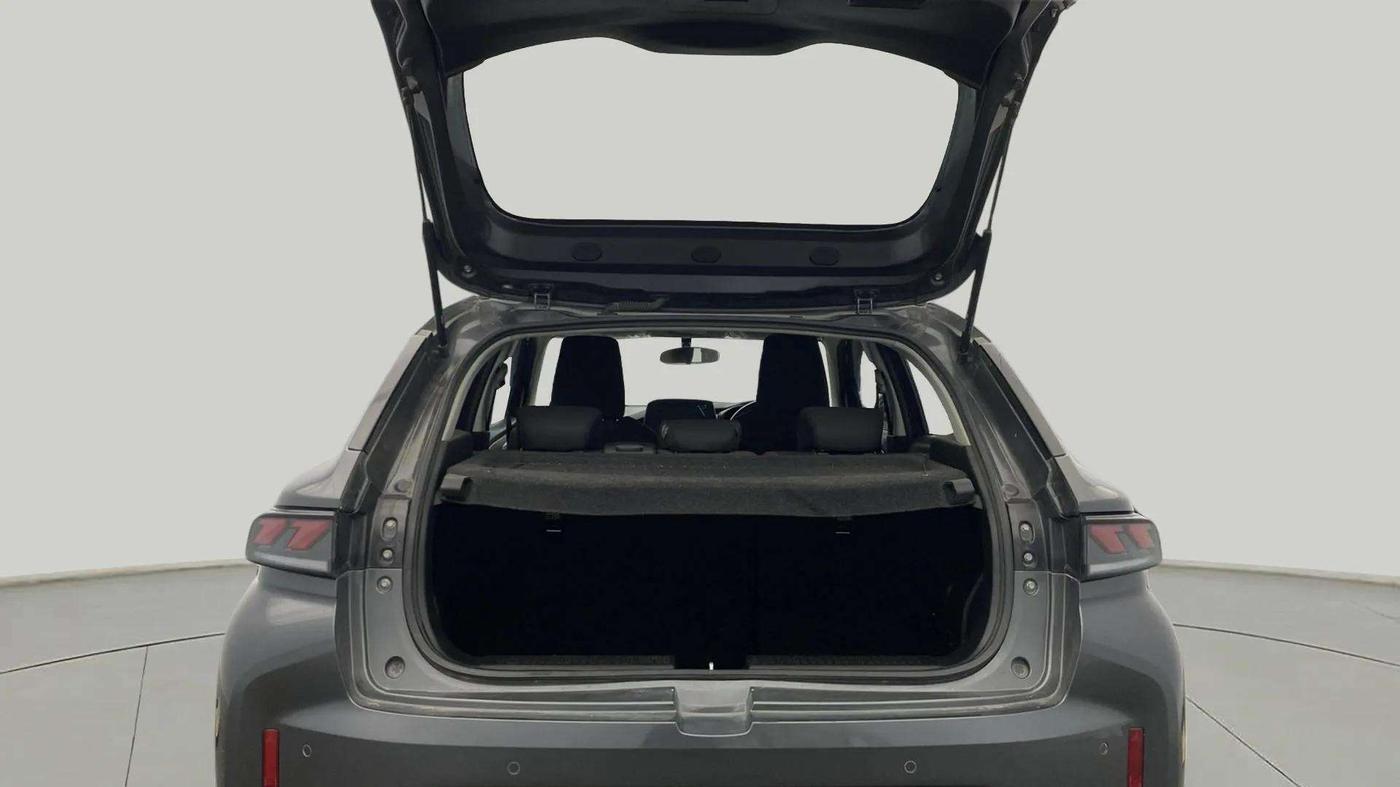 2023 Maruti FRONX DELTA PLUS 1.2L AGS, Petrol, Automatic, 26,871 km, Boot Inside