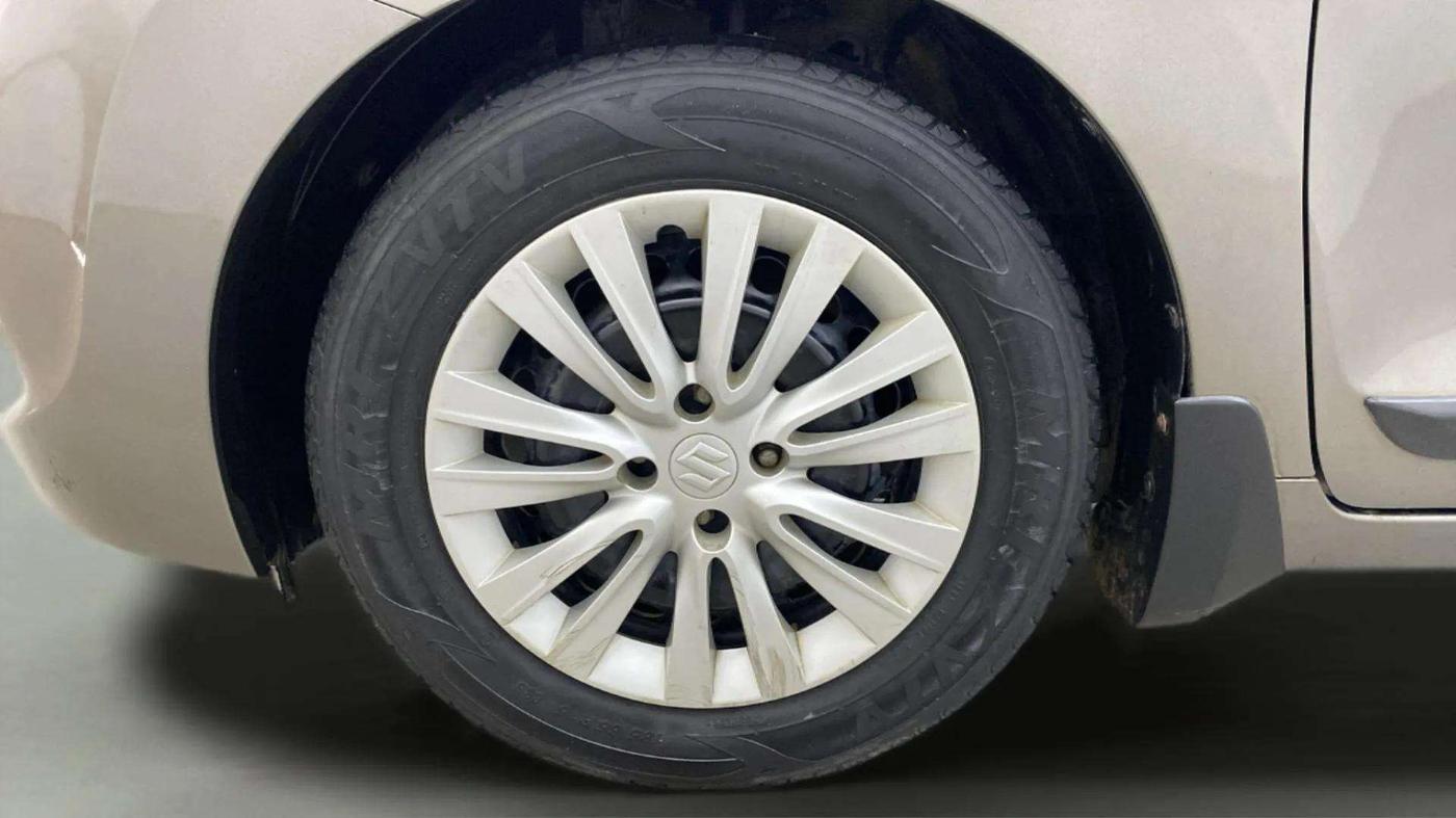 2019 Maruti Baleno DELTA PETROL 1.2, Petrol, Manual, 74,701 km, Left Front Wheel