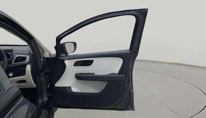 2021 Tata ALTROZ XT PETROL, Petrol, Manual, 44,760 km, RHS Front Door