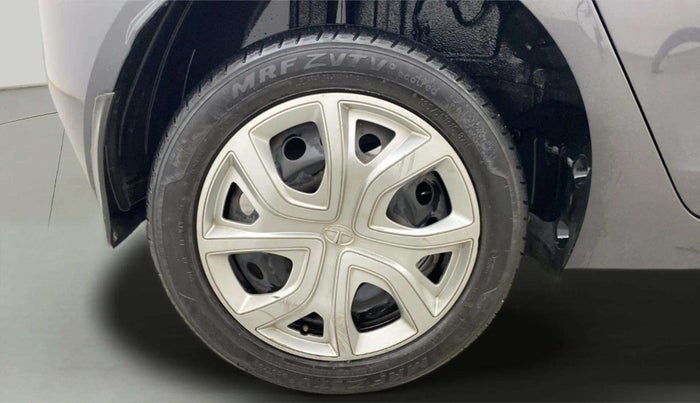 2021 Tata ALTROZ XT PETROL, Petrol, Manual, 44,760 km, Right Rear Wheel