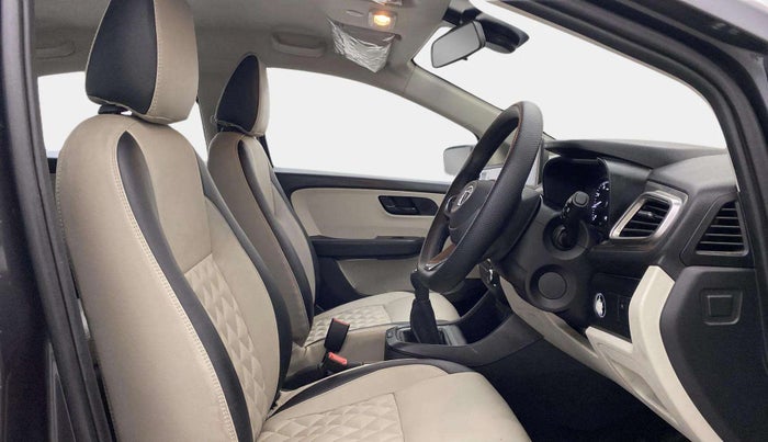 2021 Tata ALTROZ XT PETROL, Petrol, Manual, 44,760 km, Right Side Front Door Cabin