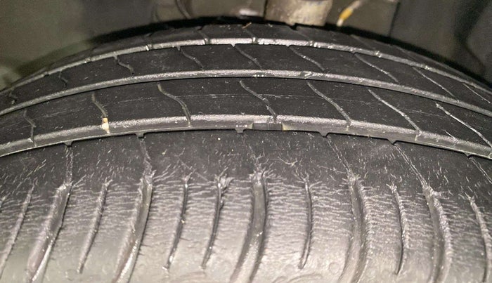 2021 Tata ALTROZ XT PETROL, Petrol, Manual, 44,760 km, Left Front Tyre Tread