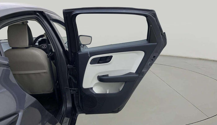 2021 Tata ALTROZ XT PETROL, Petrol, Manual, 44,760 km, RHS Rear Door