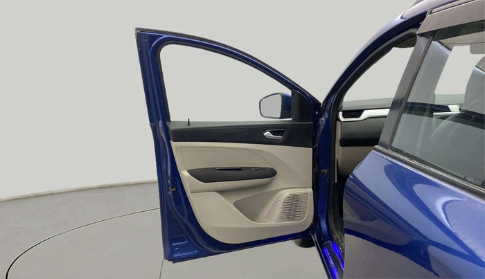 2020 Renault TRIBER RXZ AMT, Petrol, Automatic, 24,803 km, LHS Front Door