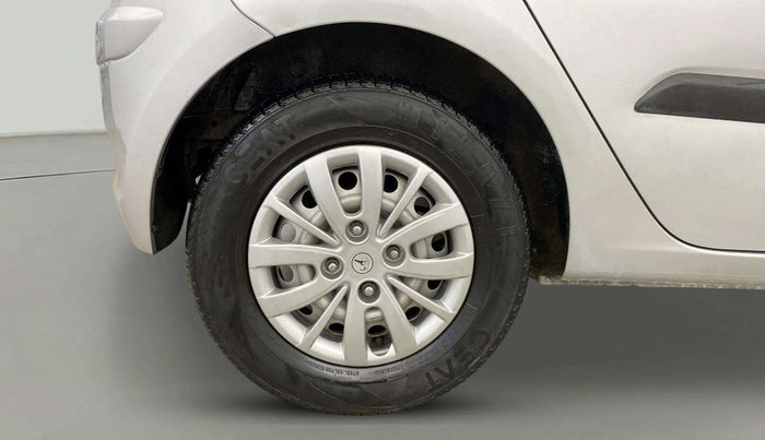 2014 Hyundai i10 MAGNA 1.1, Petrol, Manual, 41,588 km, Right Rear Wheel