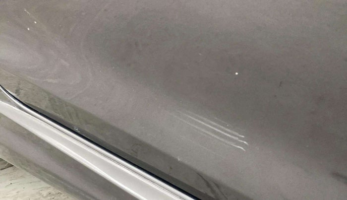 2016 Maruti Swift ZXI, Petrol, Manual, 19,047 km, Right rear door - Slightly dented